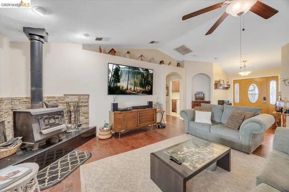 14450 Jacksonville Rd. Jamestown, CA 95327