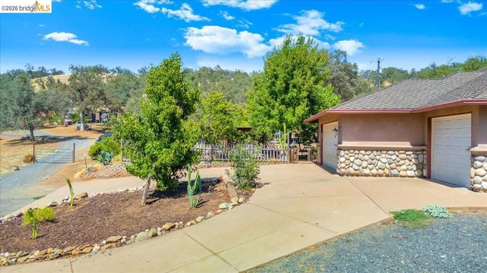 14450 Jacksonville Rd. Jamestown, CA 95327