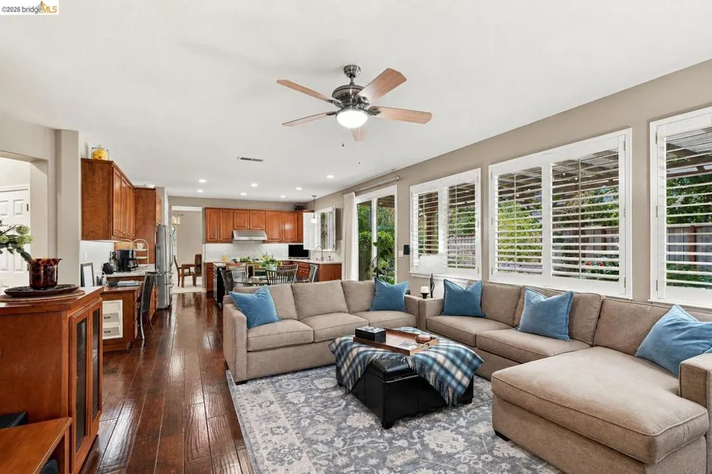 325 San Marino Ln Brentwood, CA 94513