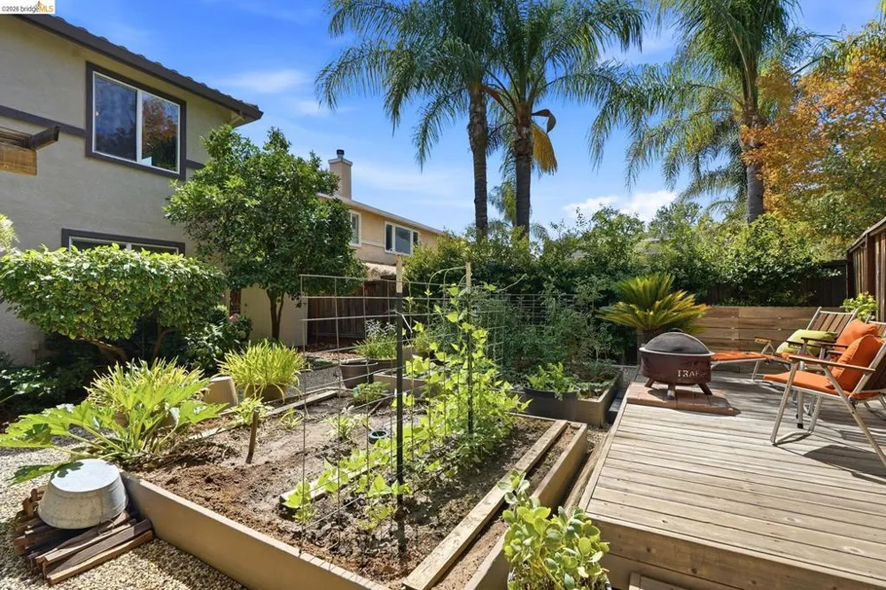 325 San Marino Ln Brentwood, CA 94513