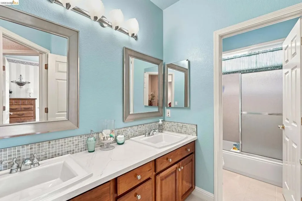 325 San Marino Ln Brentwood, CA 94513