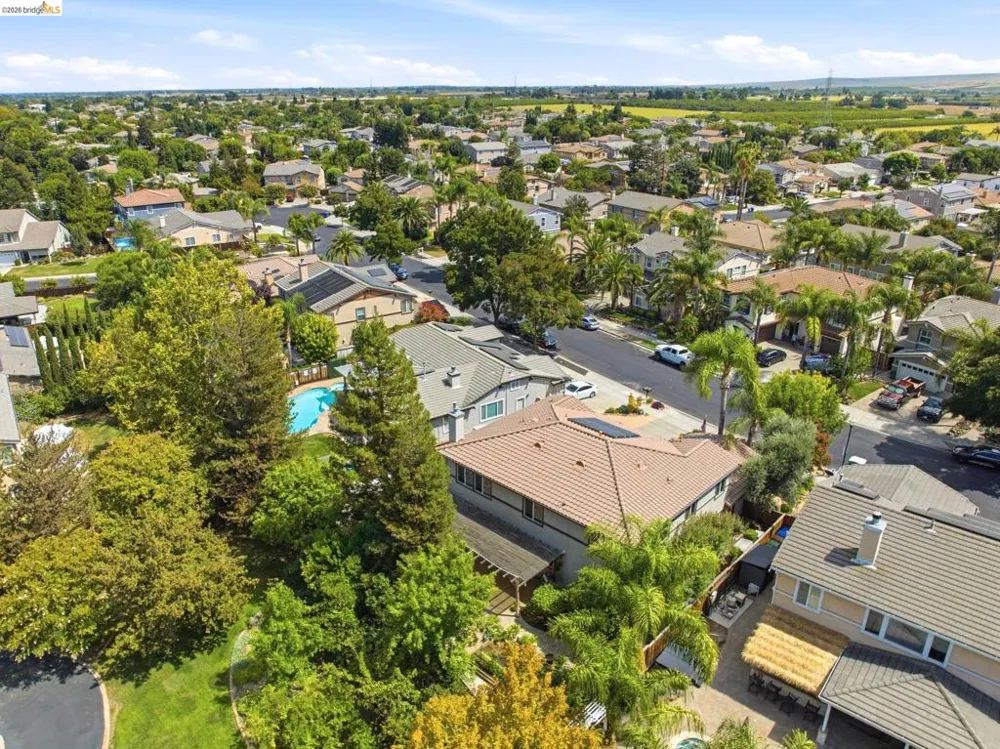 325 San Marino Ln Brentwood, CA 94513
