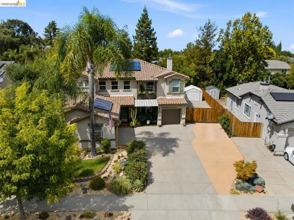 325 San Marino Ln Brentwood, CA 94513