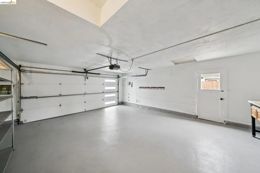 1014 10Th St Oakland, CA 94607