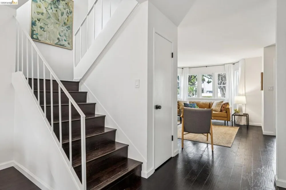 1014 10Th St Oakland, CA 94607