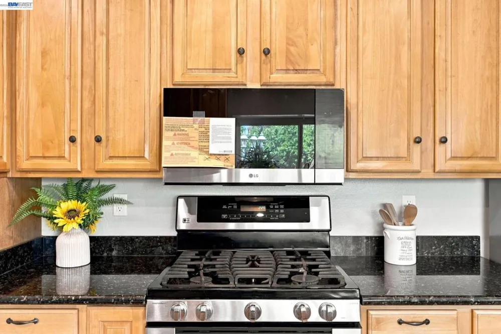 148 Valley Oak Ln Vallejo, CA 94591