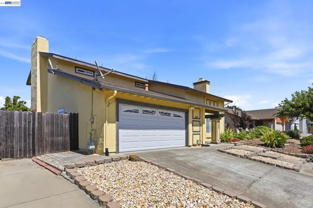 148 Valley Oak Ln Vallejo, CA 94591