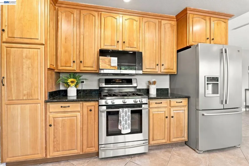 148 Valley Oak Ln Vallejo, CA 94591