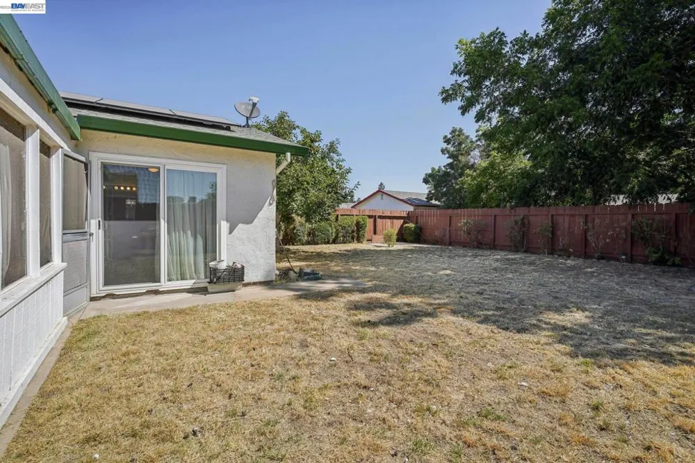 478 Ribier Ct Manteca, CA 95336