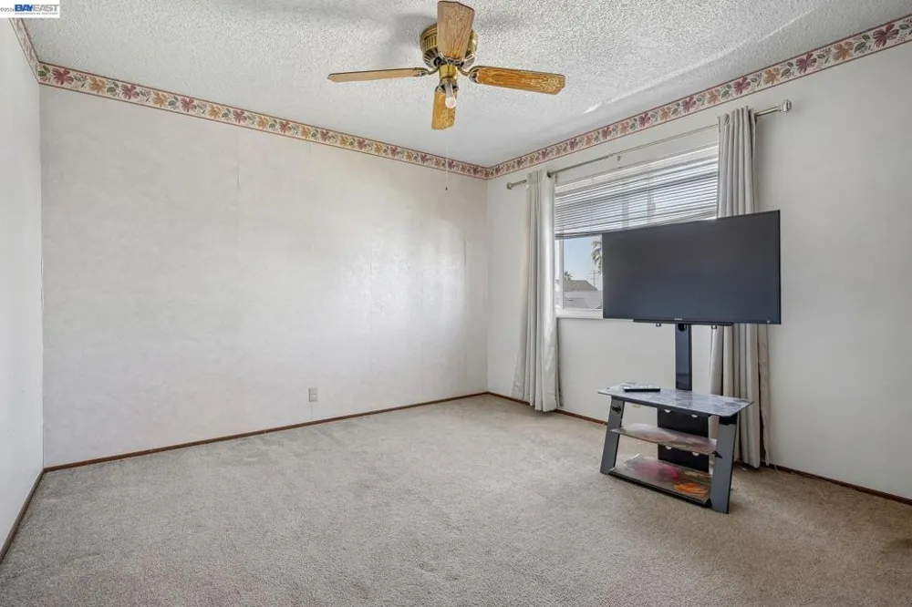 478 Ribier Ct Manteca, CA 95336