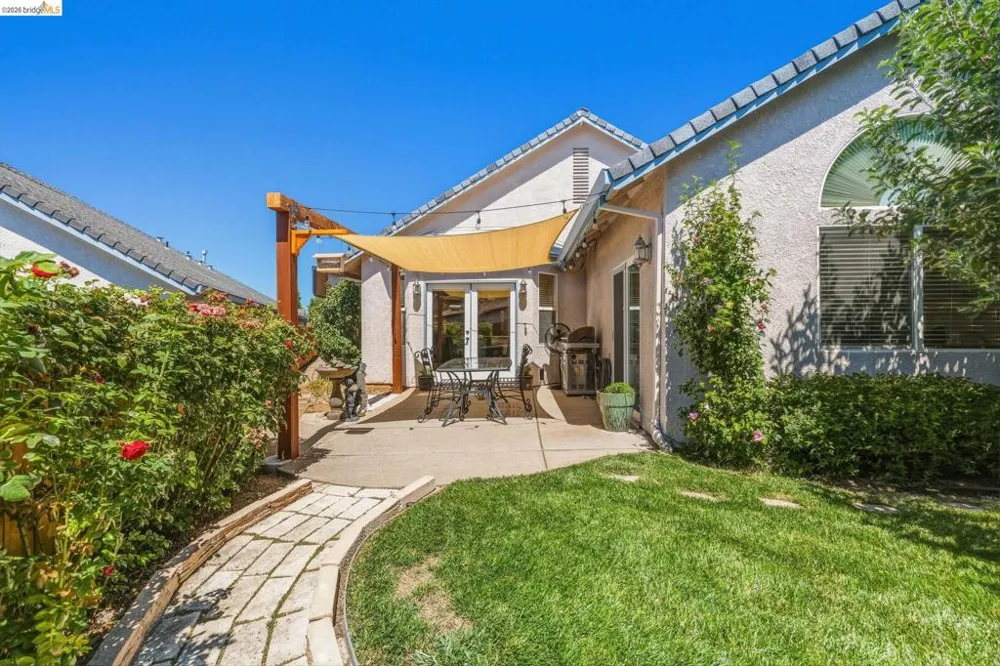 20308 Starr King Dr. Soulsbyville, CA 95372