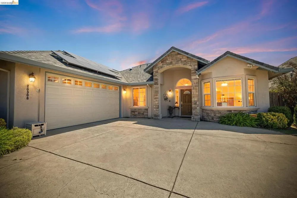 20308 Starr King Dr. Soulsbyville, CA 95372