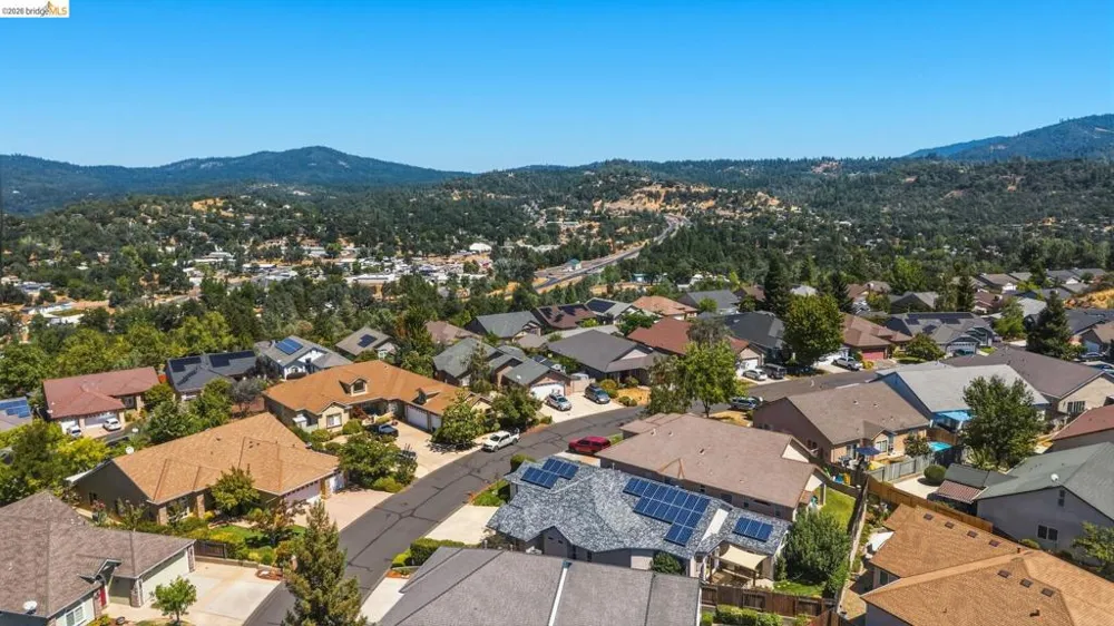 20308 Starr King Dr. Soulsbyville, CA 95372