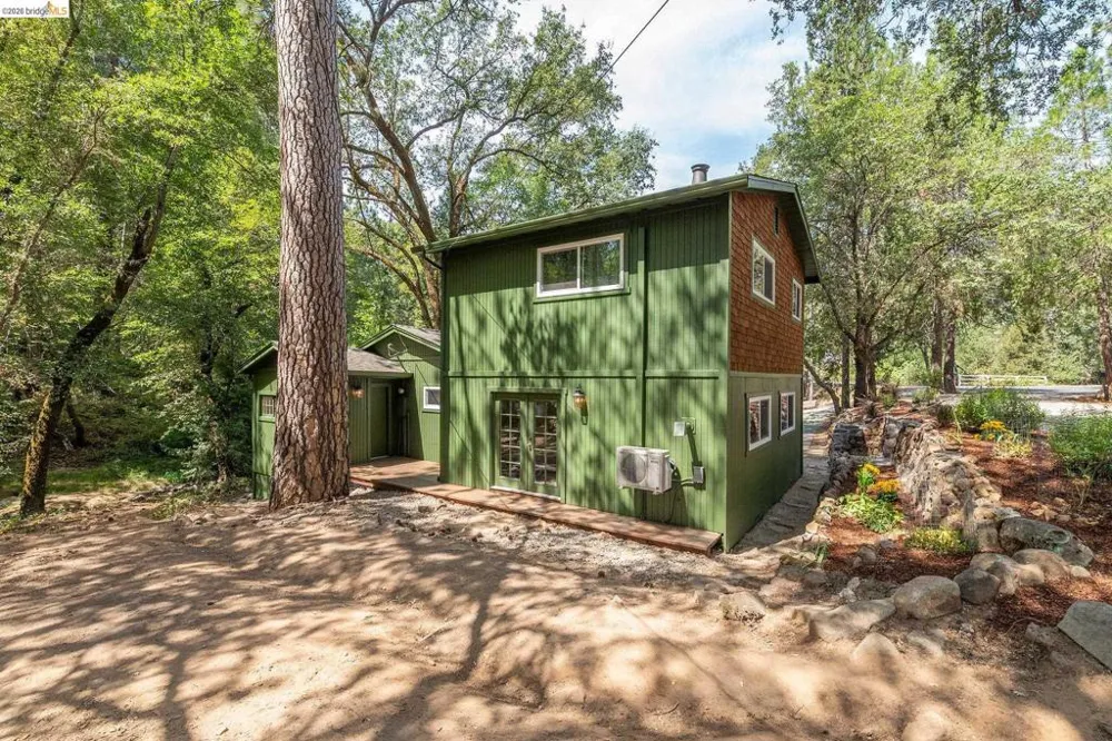 21551 Phoenix Lake Rd Sonora, CA 95370