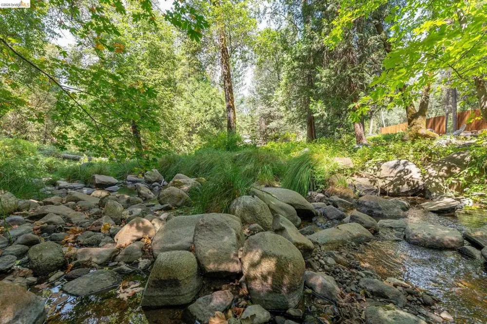 21551 Phoenix Lake Rd Sonora, CA 95370