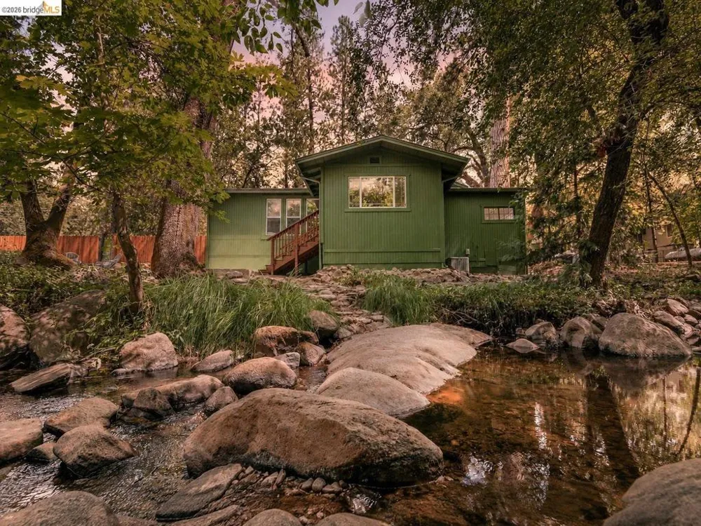21551 Phoenix Lake Rd Sonora, CA 95370