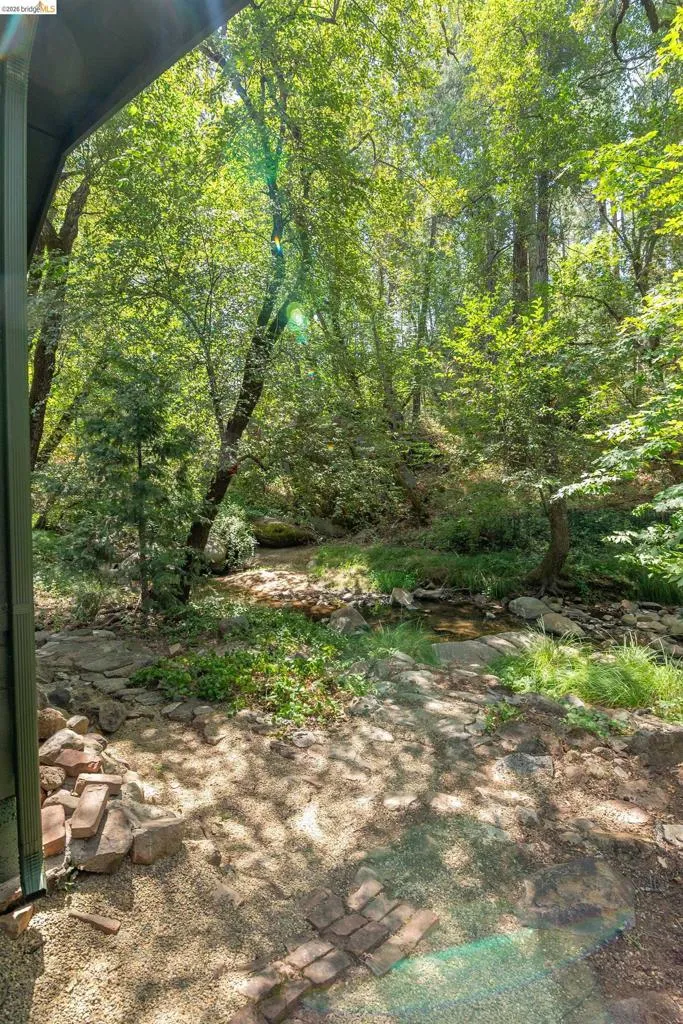 21551 Phoenix Lake Rd Sonora, CA 95370