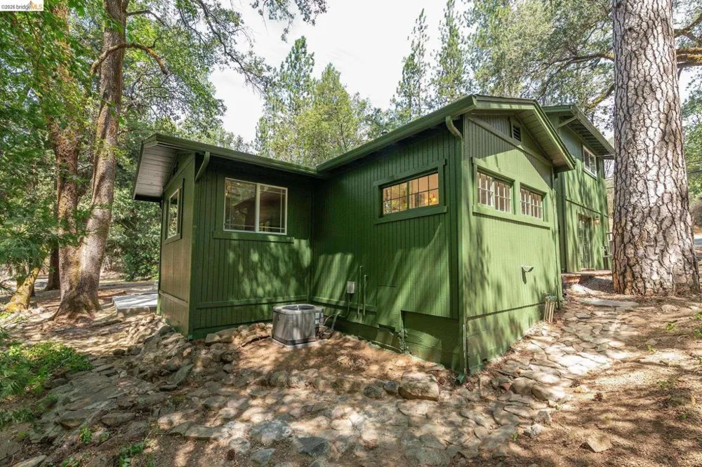 21551 Phoenix Lake Rd Sonora, CA 95370
