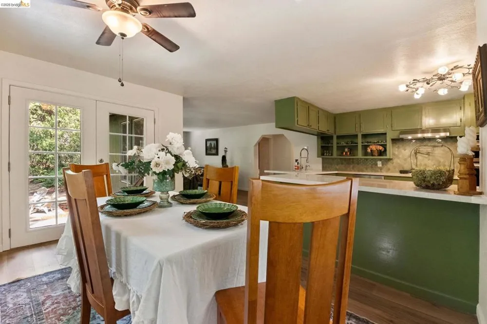 21551 Phoenix Lake Rd Sonora, CA 95370