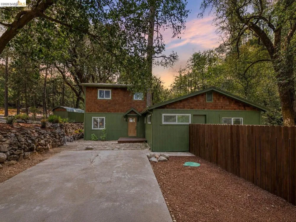 21551 Phoenix Lake Rd Sonora, CA 95370