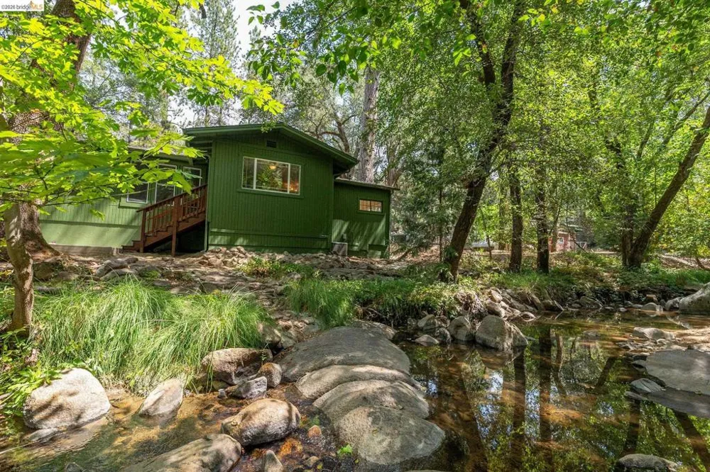 21551 Phoenix Lake Rd Sonora, CA 95370
