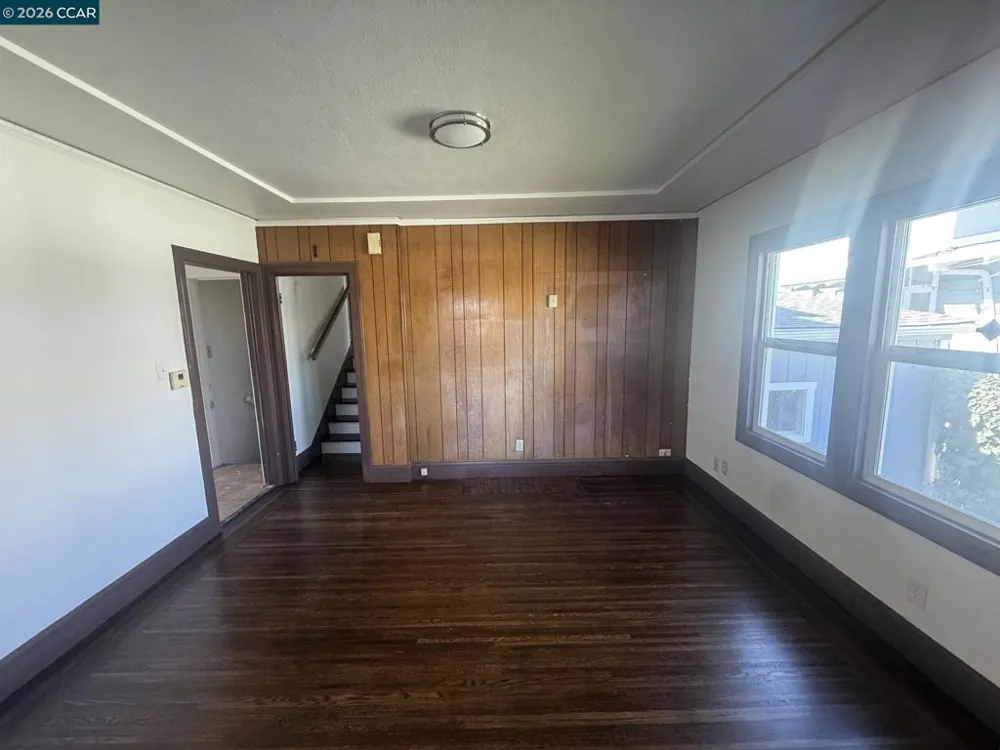 2027 96th ave Oakland, CA 94603