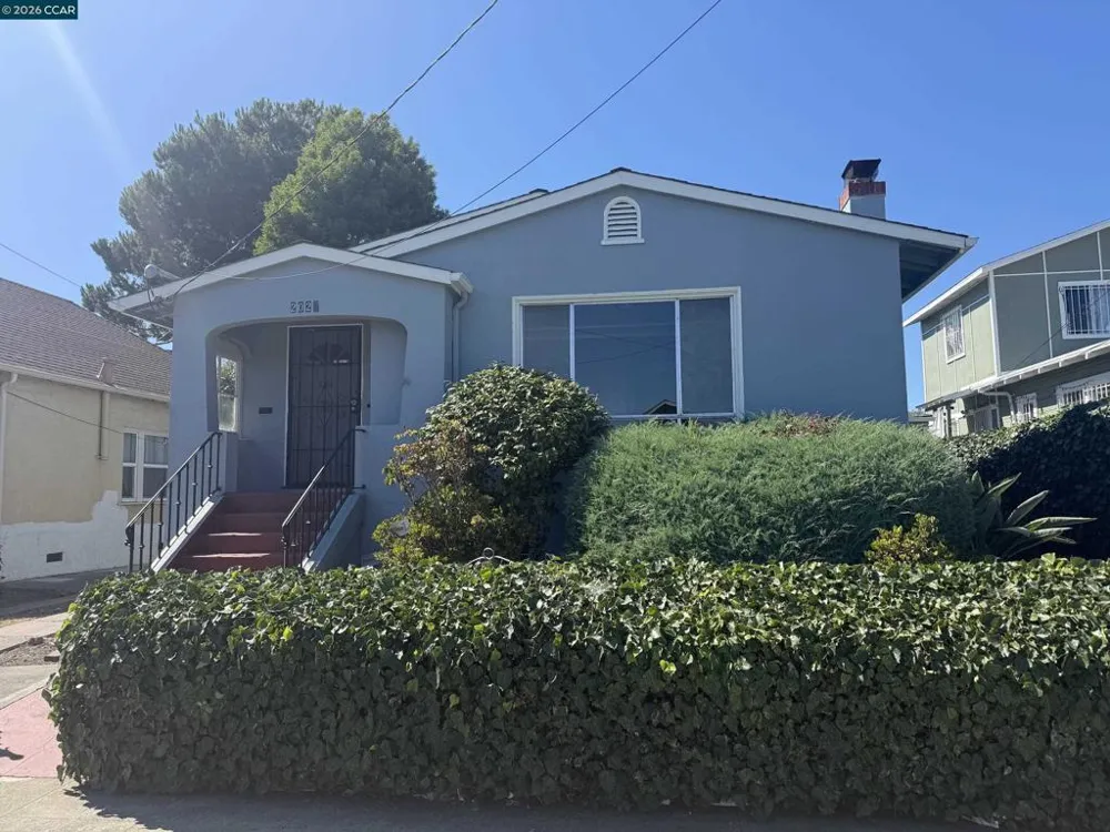 2027 96th ave Oakland, CA 94603