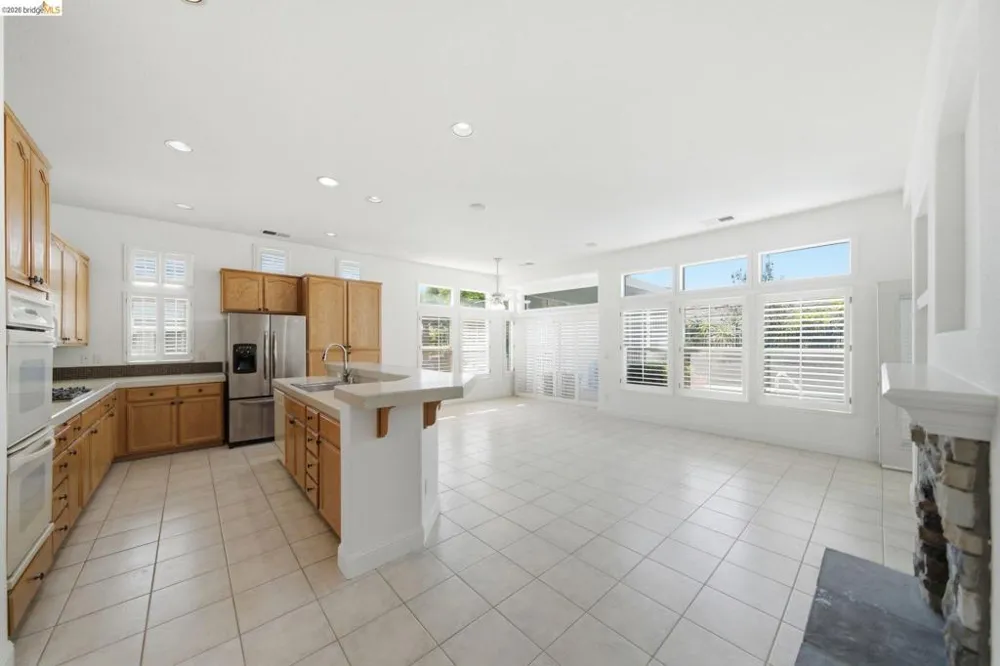 832 Summerset Drive Rio Vista, CA 94571
