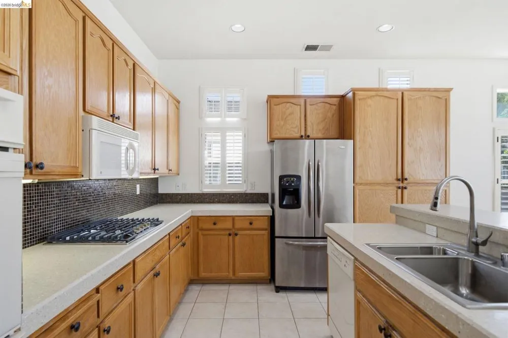 832 Summerset Drive Rio Vista, CA 94571