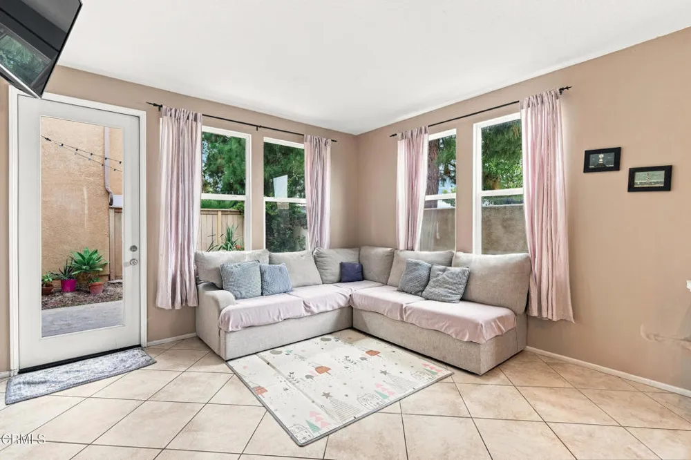 1143 Ambrosia Street Oxnard, CA 93030