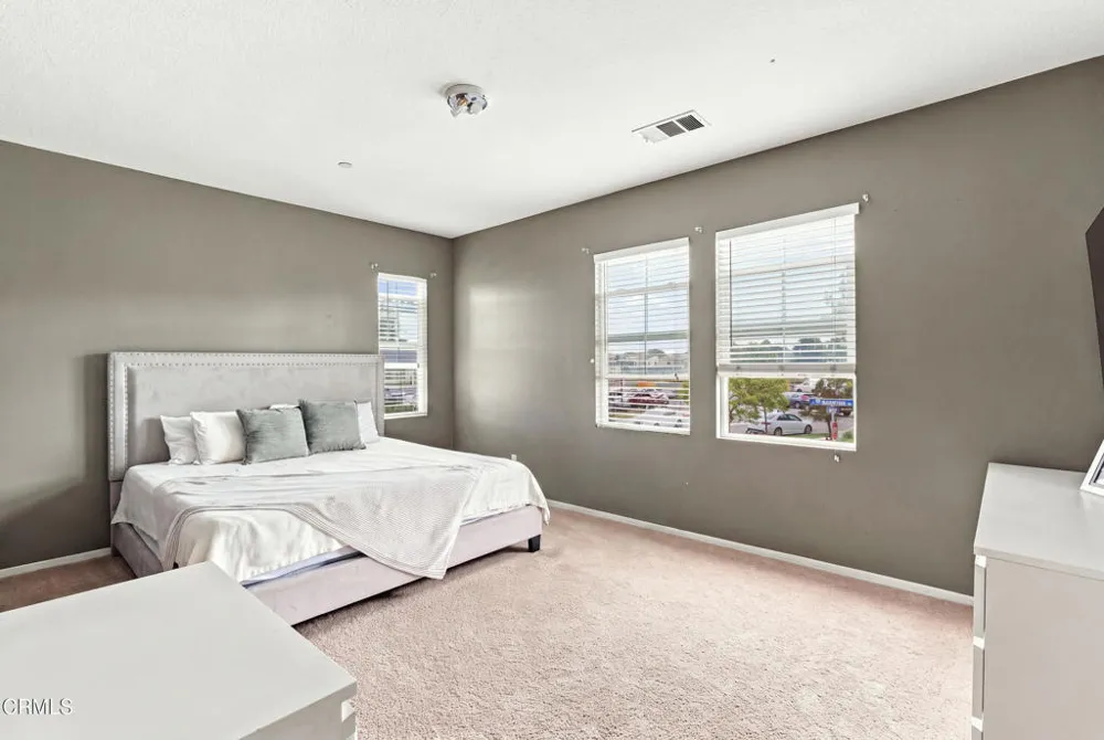 1143 Ambrosia Street Oxnard, CA 93030