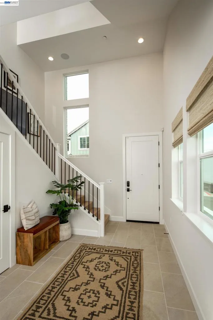 168 Gali Way Napa, CA 94558
