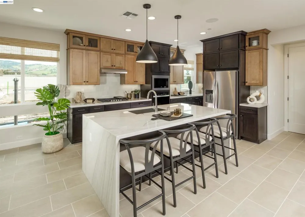 168 Gali Way Napa, CA 94558