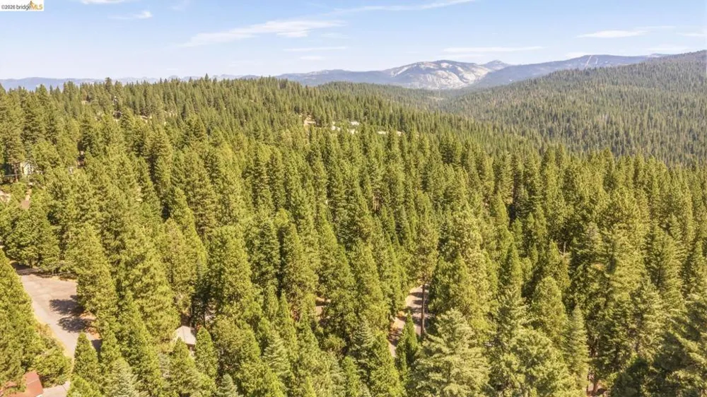 29576 Lassen Dr Cold Springs, CA 95335