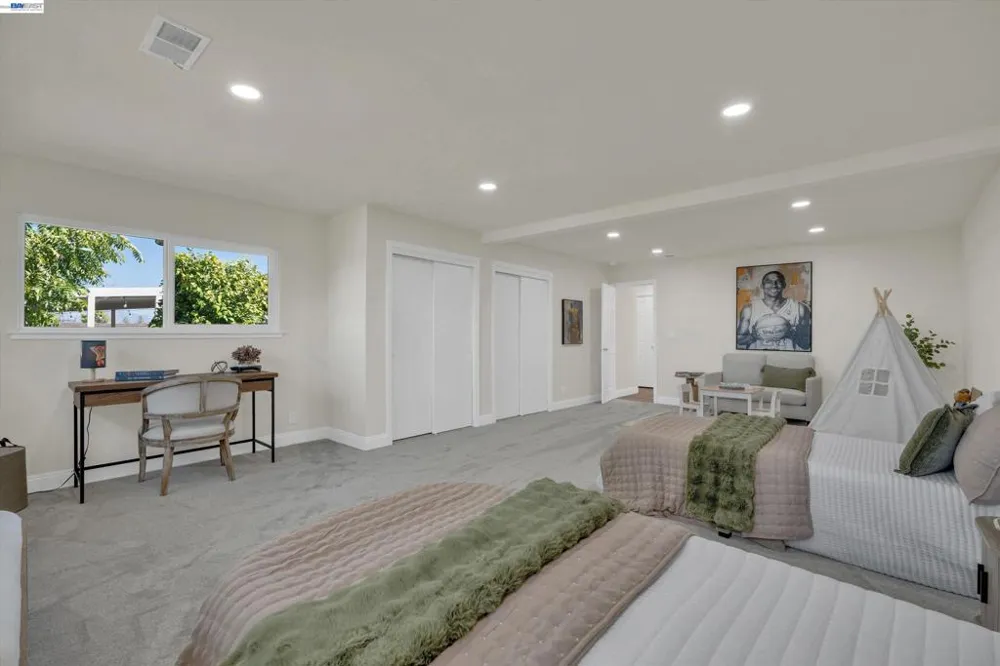 327 Kingston Ave Martinez, CA 94553