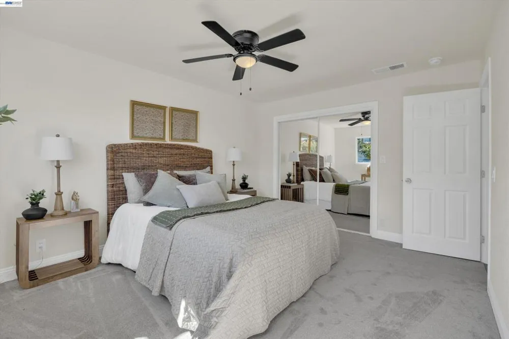 327 Kingston Ave Martinez, CA 94553