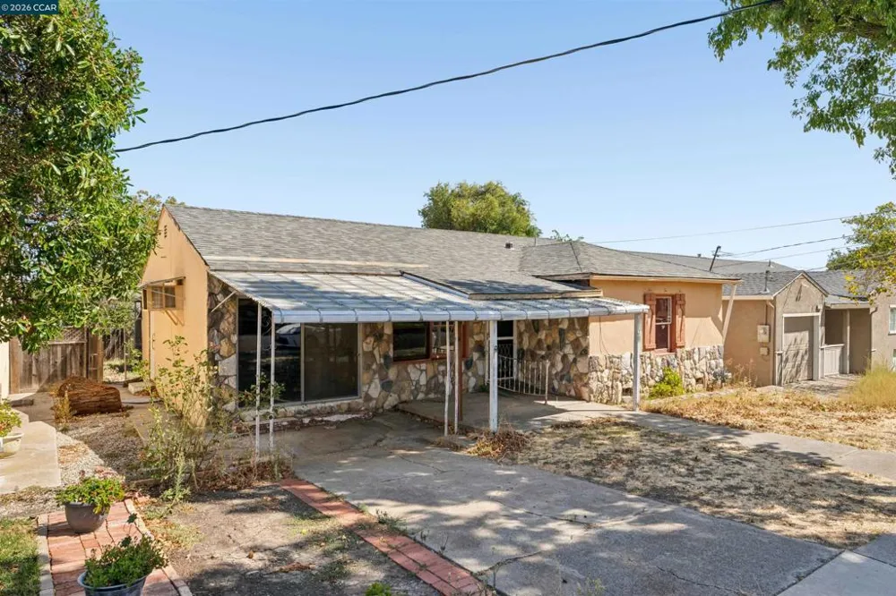 128 Marks Blvd Pittsburg, CA 94565
