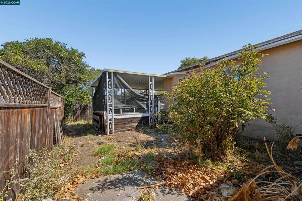 128 Marks Blvd Pittsburg, CA 94565