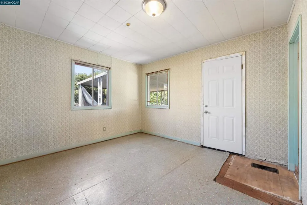 128 Marks Blvd Pittsburg, CA 94565