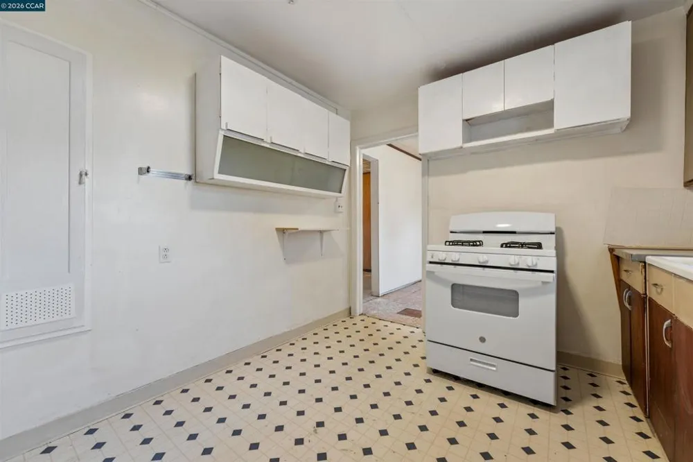 128 Marks Blvd Pittsburg, CA 94565