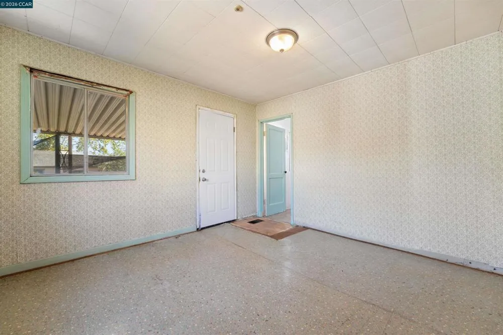 128 Marks Blvd Pittsburg, CA 94565