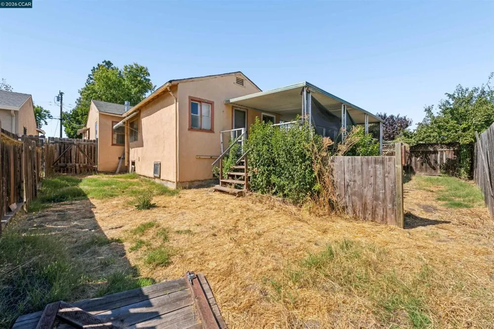128 Marks Blvd Pittsburg, CA 94565