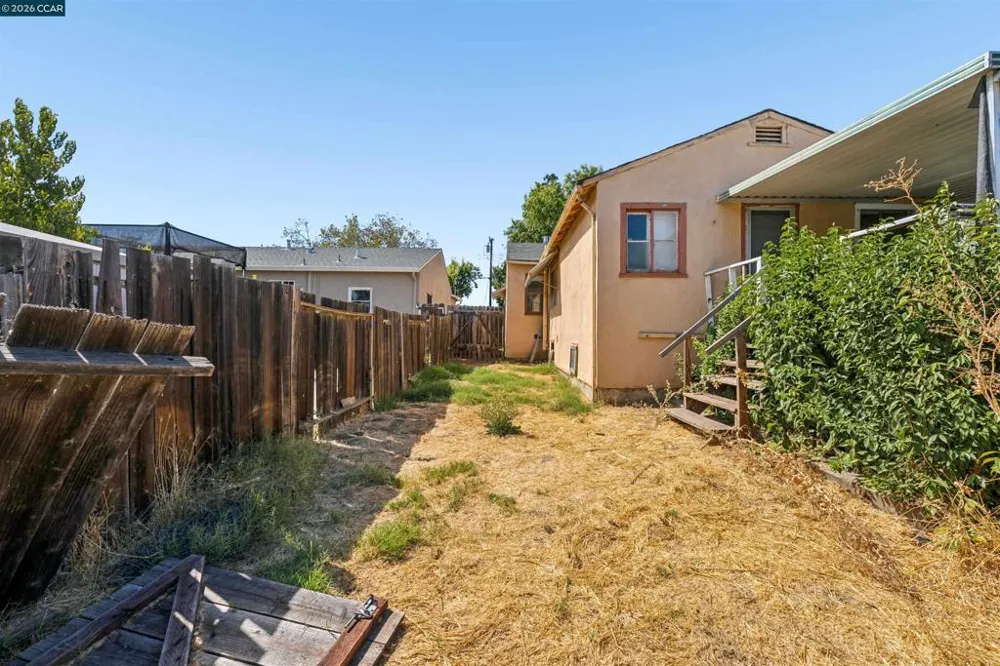 128 Marks Blvd Pittsburg, CA 94565