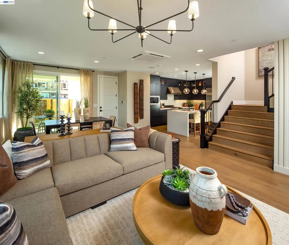 349 Currant Drive Napa, CA 94558