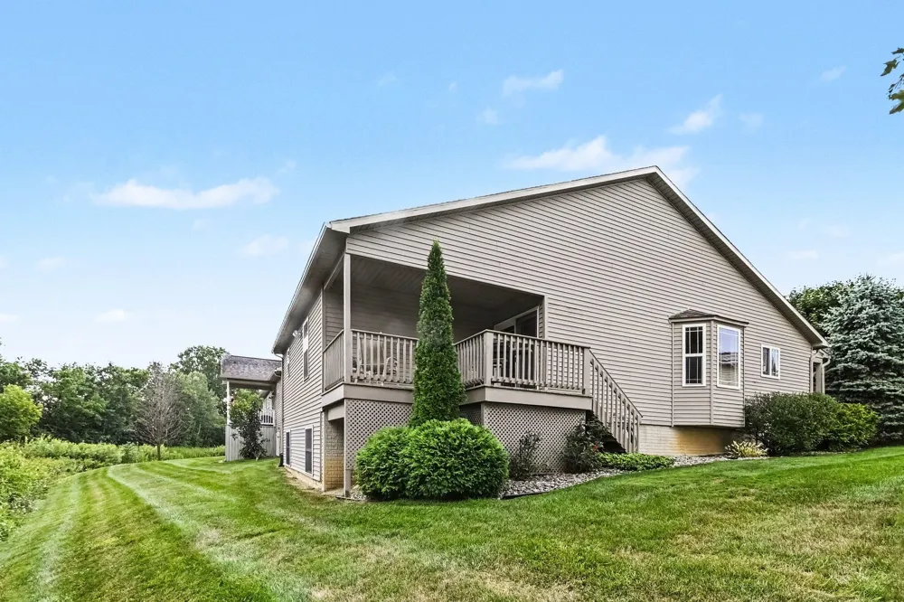 7233 Maplecrest Circle Swartz Creek, MI 48473