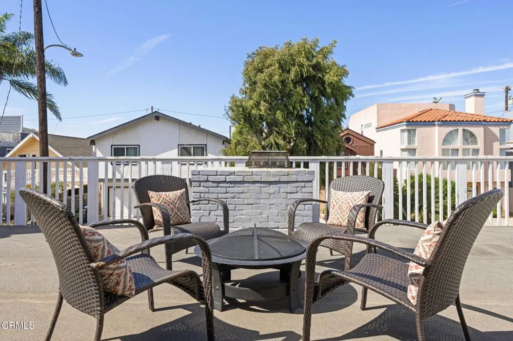 332 Sunset Drive Oxnard, CA 93035