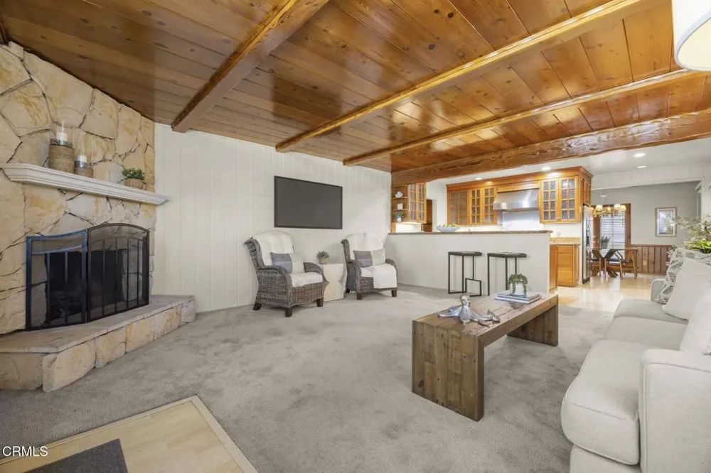 332 Sunset Drive Oxnard, CA 93035