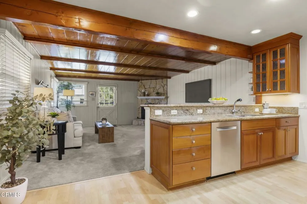 332 Sunset Drive Oxnard, CA 93035