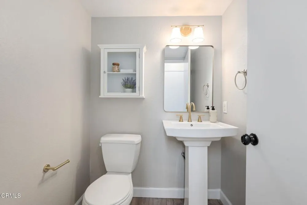 1351 Johnson Drive Ventura, CA 93003