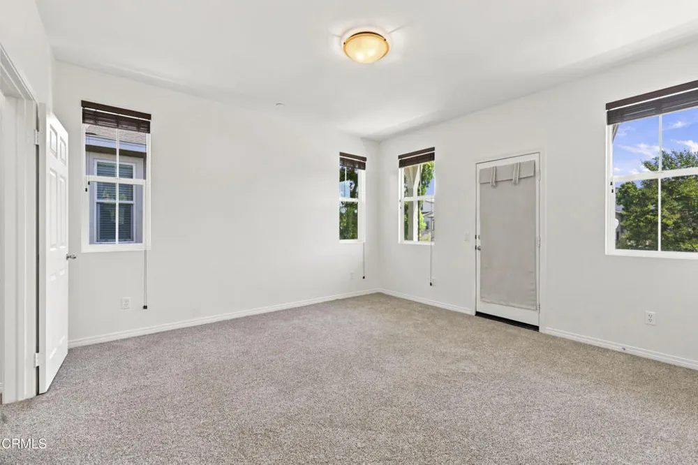 3145 Lisbon Lane Oxnard, CA 93036